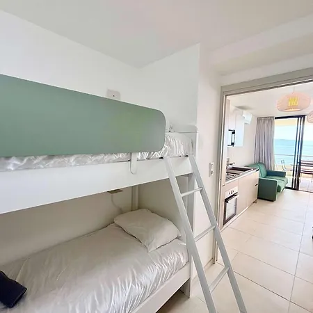 Apartment Casamea - T2, Vue Mer, Piscine Chauffee